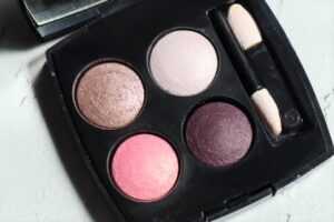 CHANEL　シャネル　レキャトルオンブル　ティセカンボン　